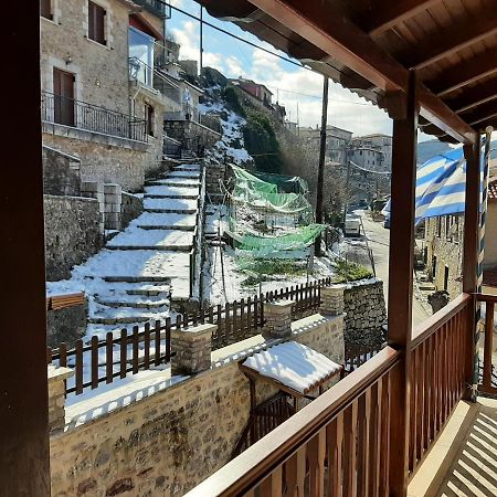 Δημητσανασ Τοποσ Νύμφη Δάφνη Dimitsana Exterior foto